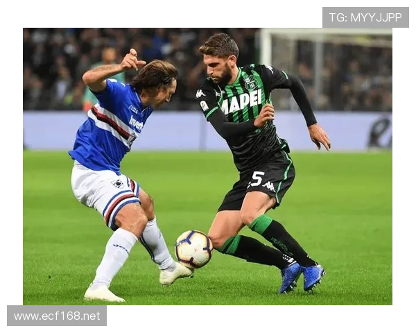 AC米兰高位压迫成软肋,一压上去即遭对手打穿 AC米兰高位压迫成软肋,一压上去即遭对手打穿